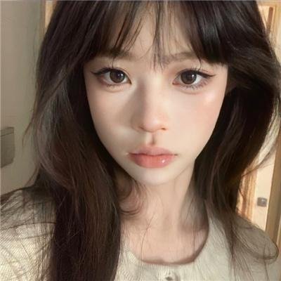 金发美人